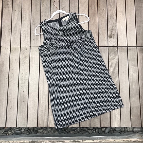 LOFT Black & White Patterned Sleeveless Mini Dress - Picture 1 of 5
